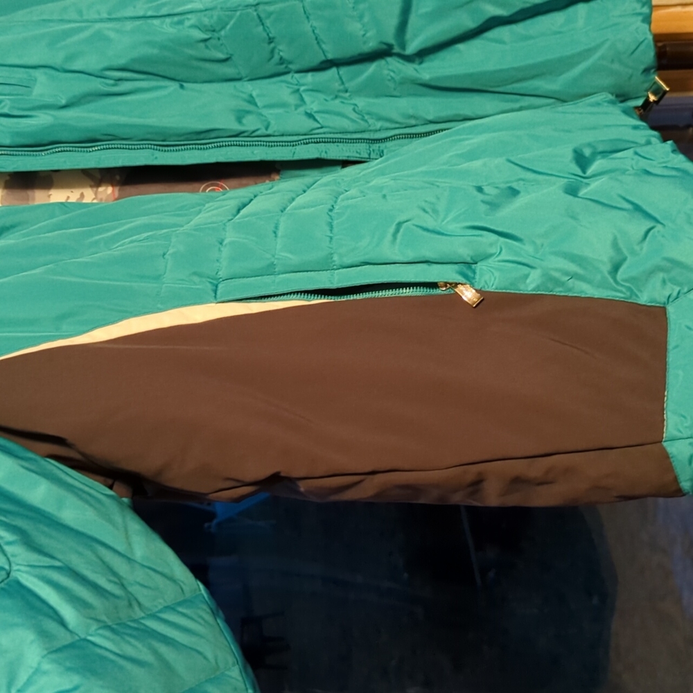 Winter jacket plus size - Picture 3 of 4
